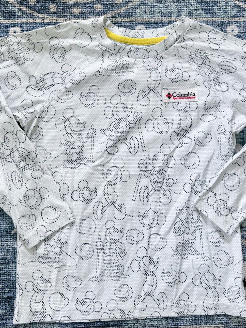 Columbia Disney Mickey Mouse Unisex Kids Long Sleeve Crew Tee